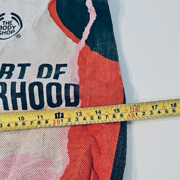 🐳 The Body Shop Vibrant Art of Motherhood Burlap Bag - Picture 7 of 8